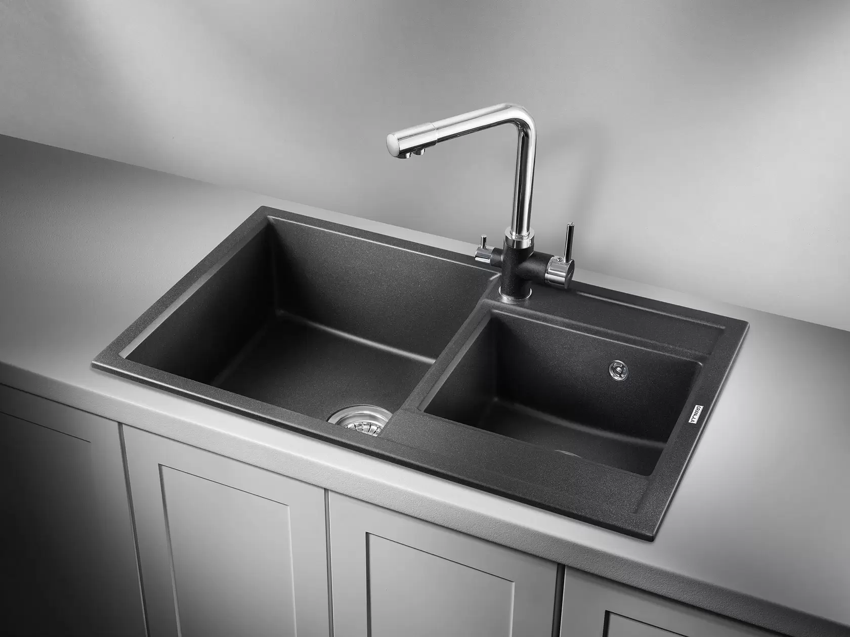 Кухонная мойка кварцевая Granula 8201