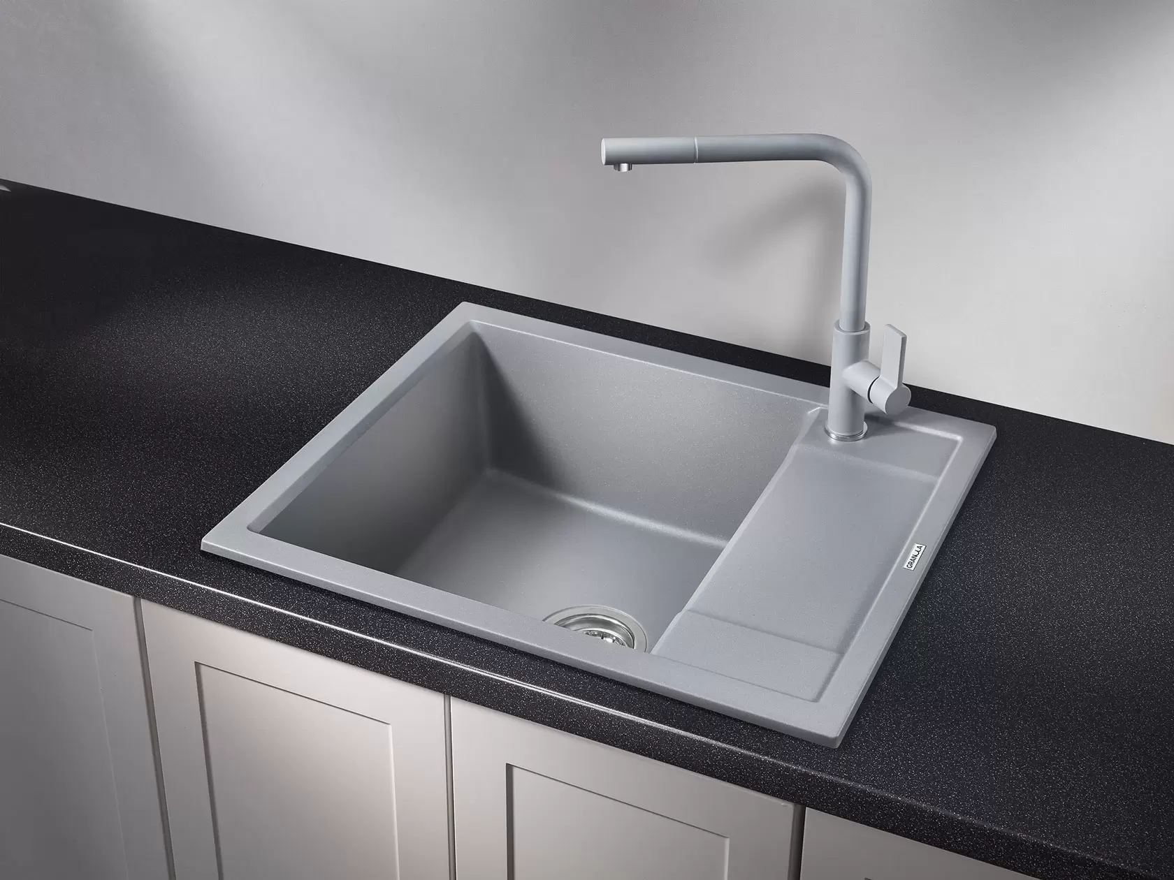 Кухонная мойка кварцевая Granula 6002